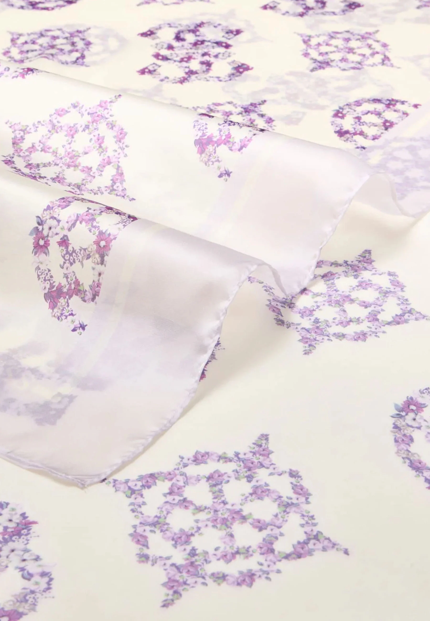 Guess Printed Scarf Foulard Donna | AW5490 POL03 - Image 3